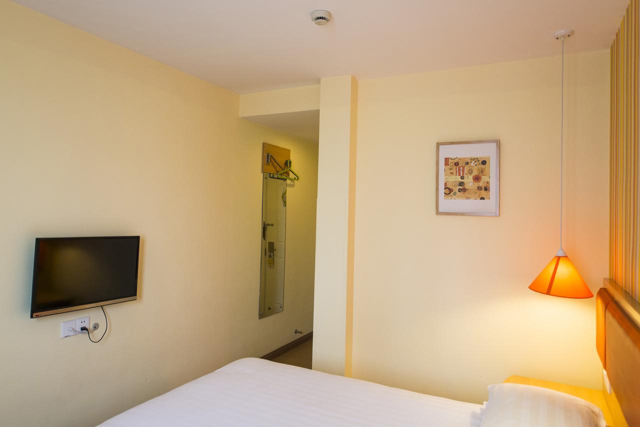 Home Inn Guiyang Zunyi Road מראה חיצוני תמונה